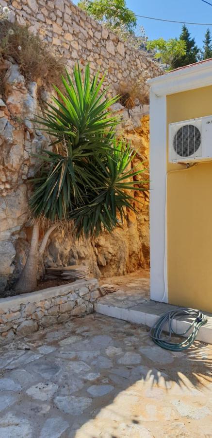 Villas Danezis - New Marina , Σύμη Εξωτερικό φωτογραφία