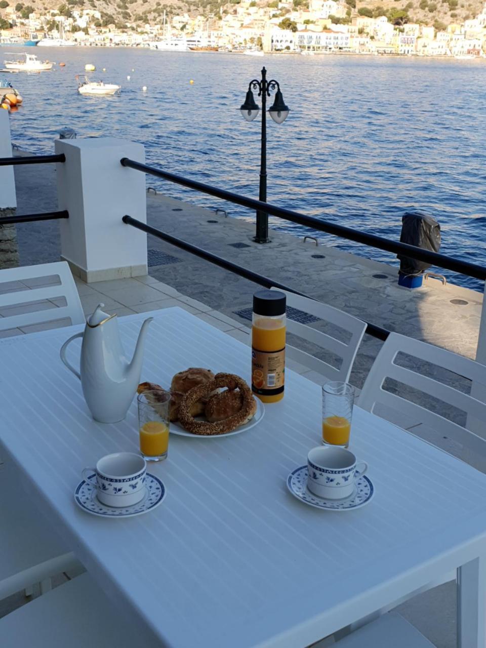 Villas Danezis - New Marina , Σύμη Εξωτερικό φωτογραφία